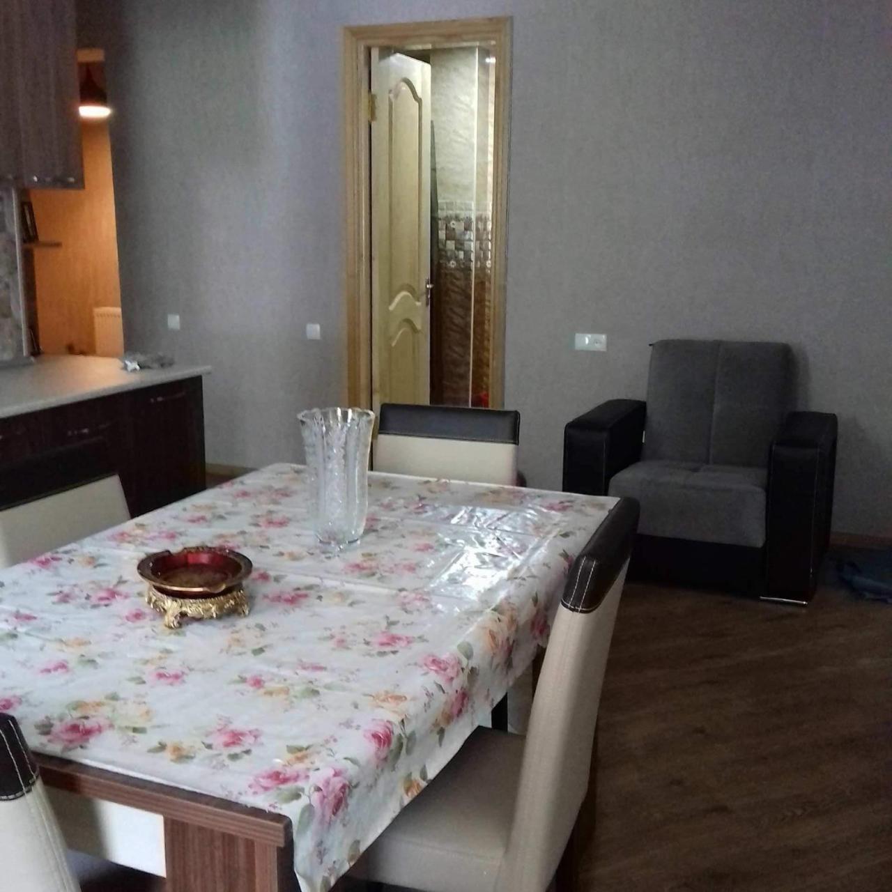 Hotel Family Hotel Chiatura Екстериор снимка
